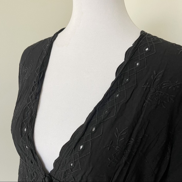 SOFT SURROUNDINGS Button Up Bell Sleeve Blouse Size S - Picture 5 of 9